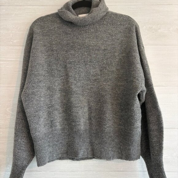 H&M Chunky Gray Turtleneck sweater Size M - Picture 1 of 4